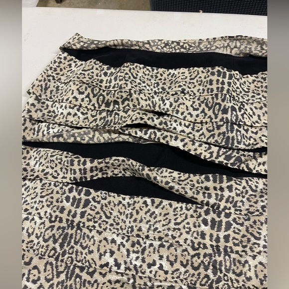 Carlisle Leopard Print Women's Skirt - Picture 4 of 8